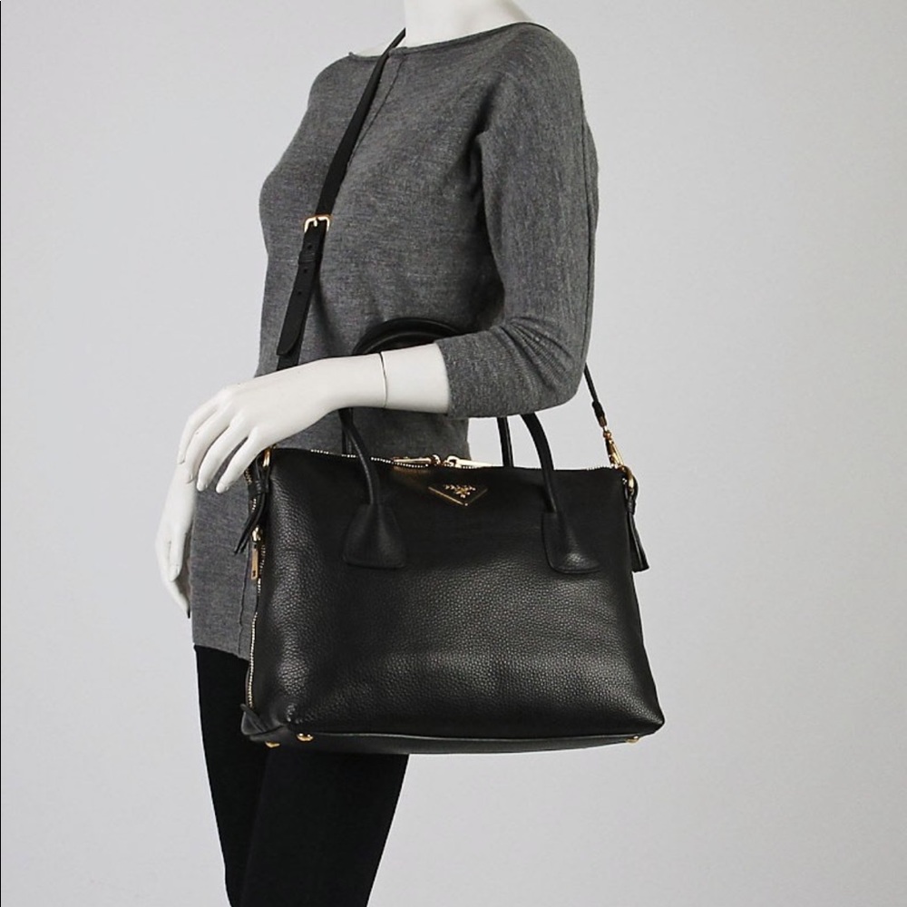 PRADA
Black Vitello Daino Leather Bauletto Top Handle Bag - Picture 3 of 17